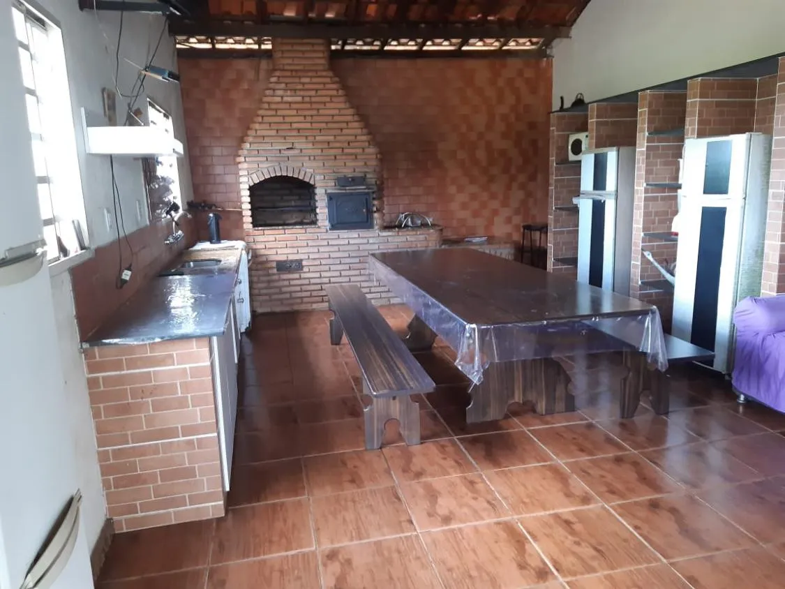 Imagem Vendo Lindíssimo Sítio em Itatiaiuçu/MG com 2 hectares (20.000 m²) de área