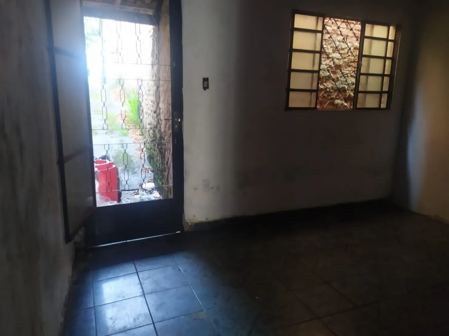 Imagem Casa à venda 2 Quartos, 1 Vaga, 100M², Alto São Pedro, Taubaté - SP