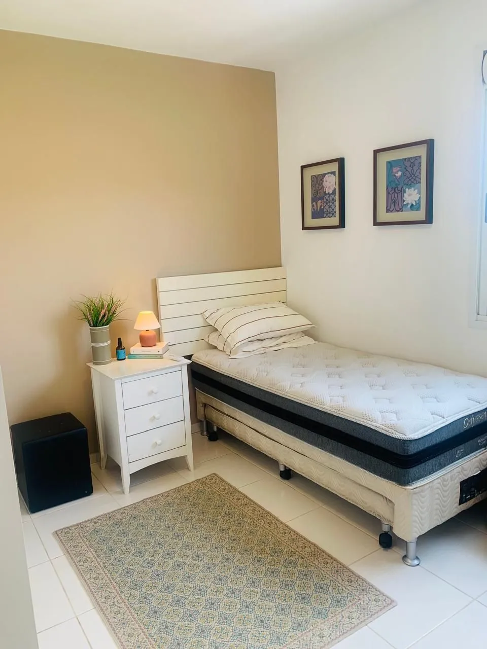 Imagem Apartamento no bairro Camaquã de 2 dormitórios vaga e infra
