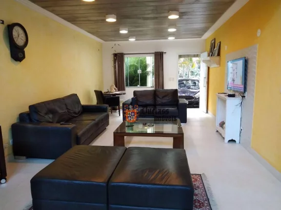 Imagem Sobrado com 4 dormitórios à venda, 157 m² por R$ 1.790.000,00 - Guaratuba - Bertioga/SP