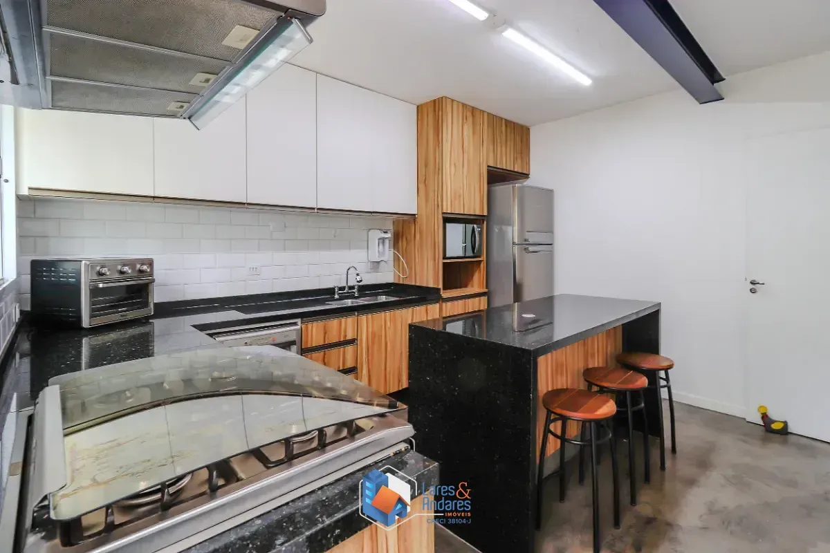 Imagem Sobrado para venda em Cidade Monções com 3 quartos, sendo 1 suíte, 178m²