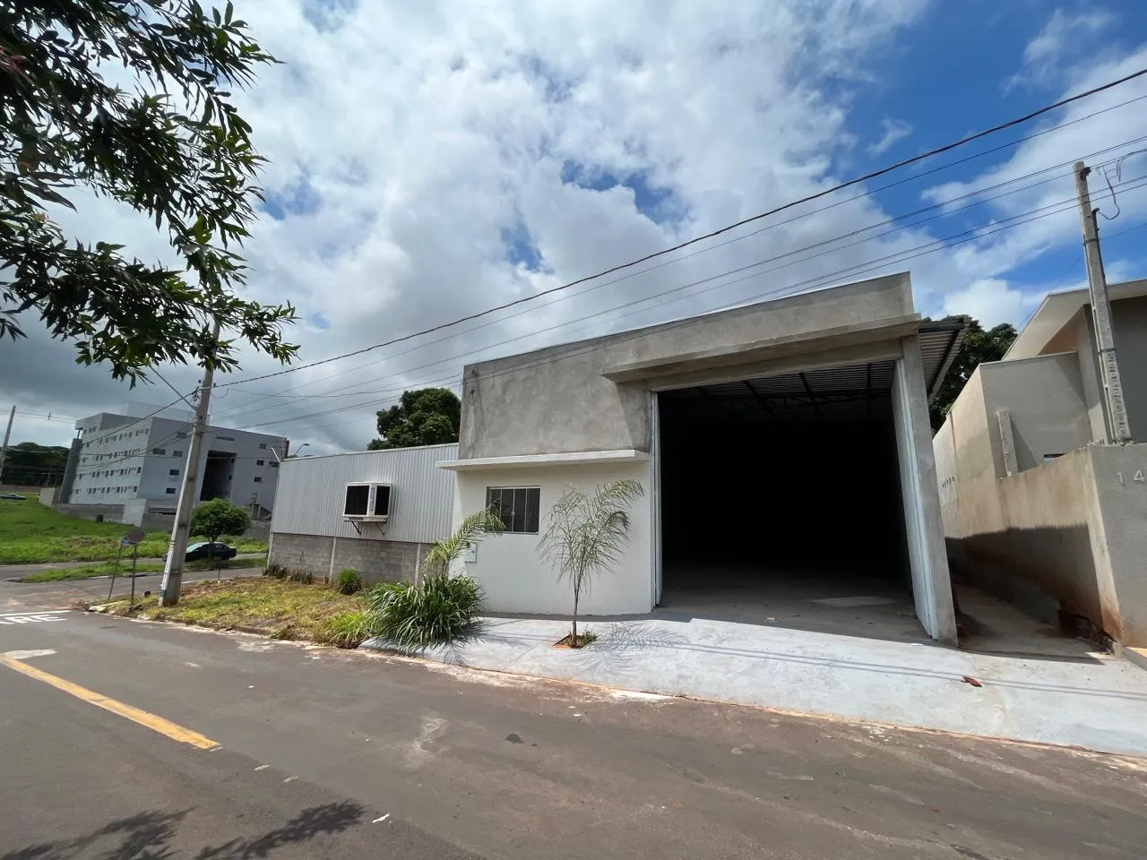 Imagem Salão Comercial 201m Umuarama-PR 298
