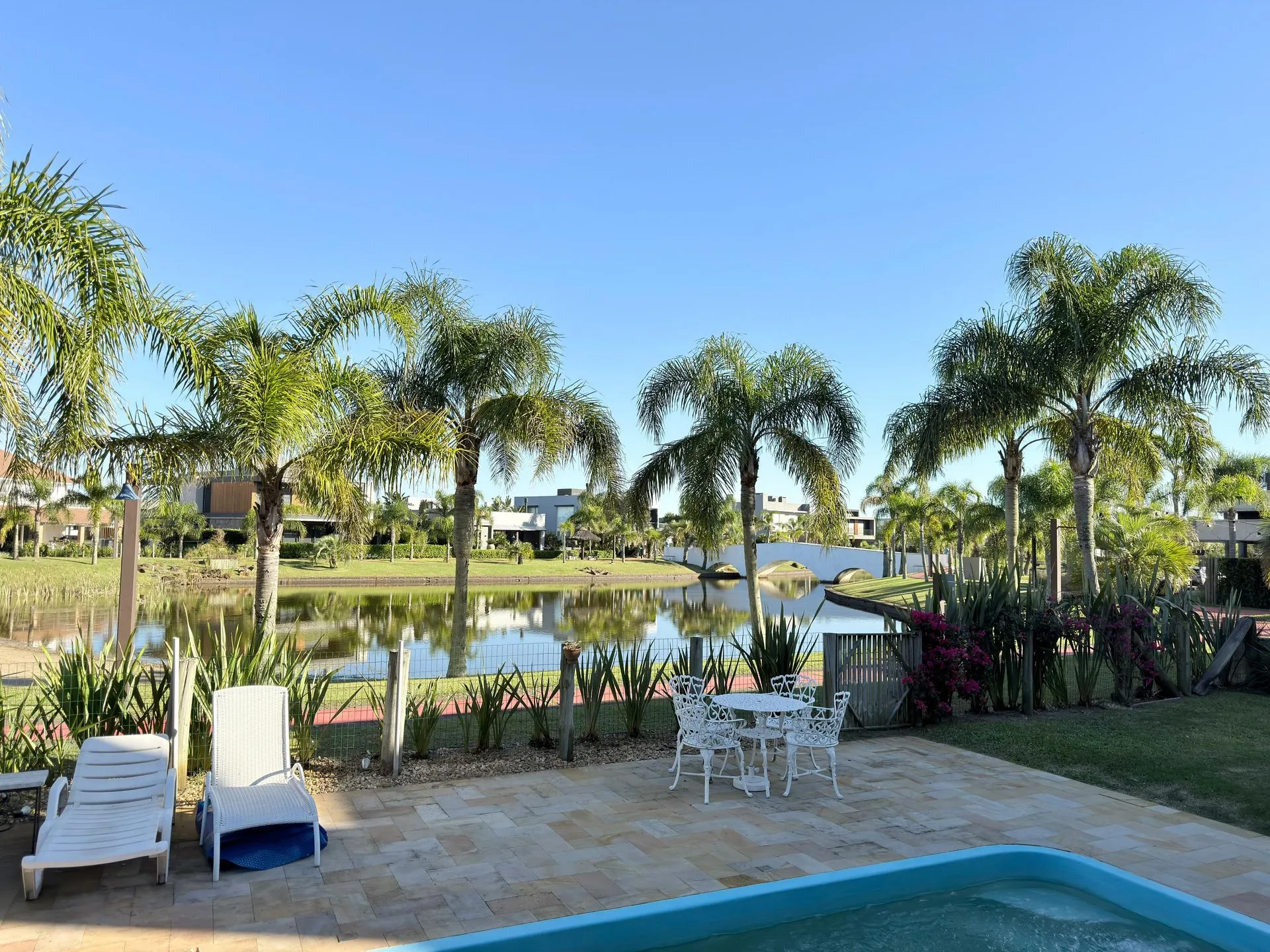 Imagem Casa à venda em Xangri-lá, Centro, com 4 quartos, 291m2