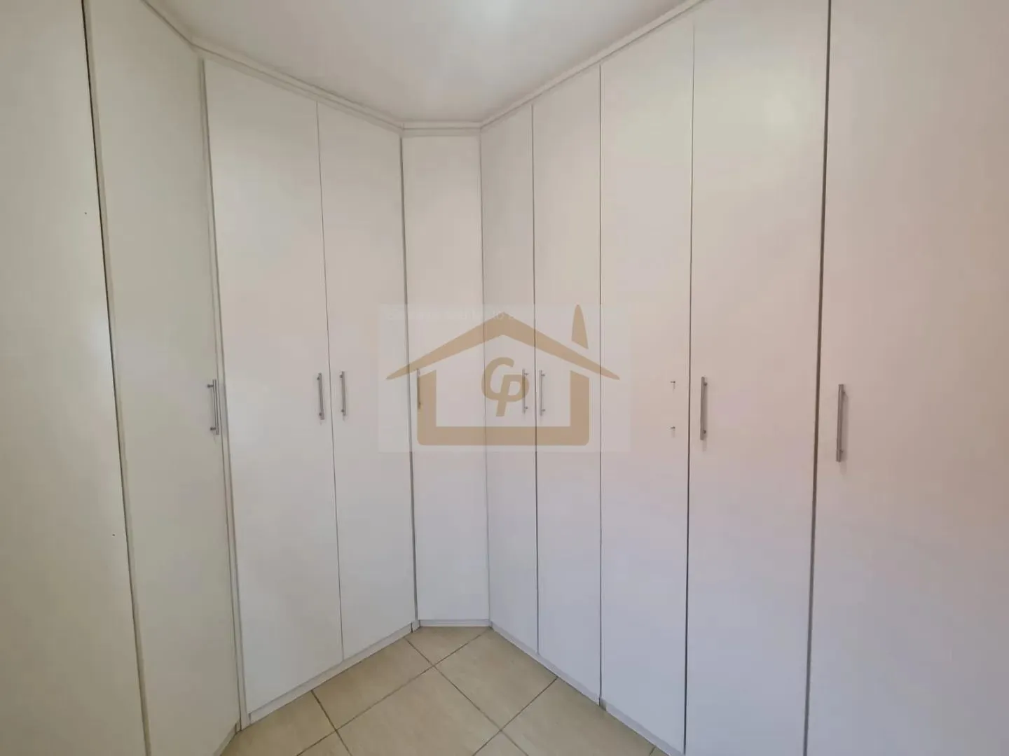 Imagem Casa Térrea Isolada com Amplo Quintal no Residencial Jardim das Flores - Granja Viana