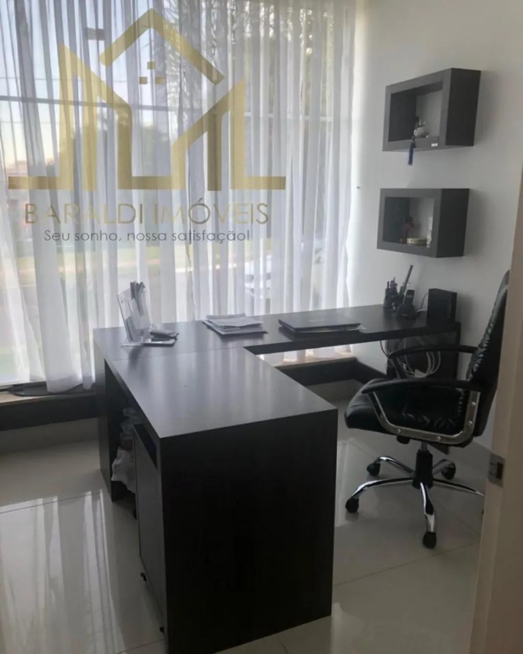 Imagem Sobrado em Condomínio para Venda em Sorocaba / SP no bairro Parque Residencial Villa dos Inglezes