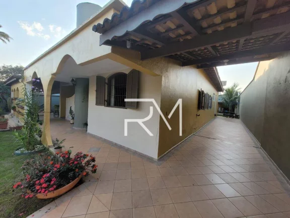 Casa à venda, 185 m por R$ 670.000,00 - Vila Anhanguera - Mongaguá/SP