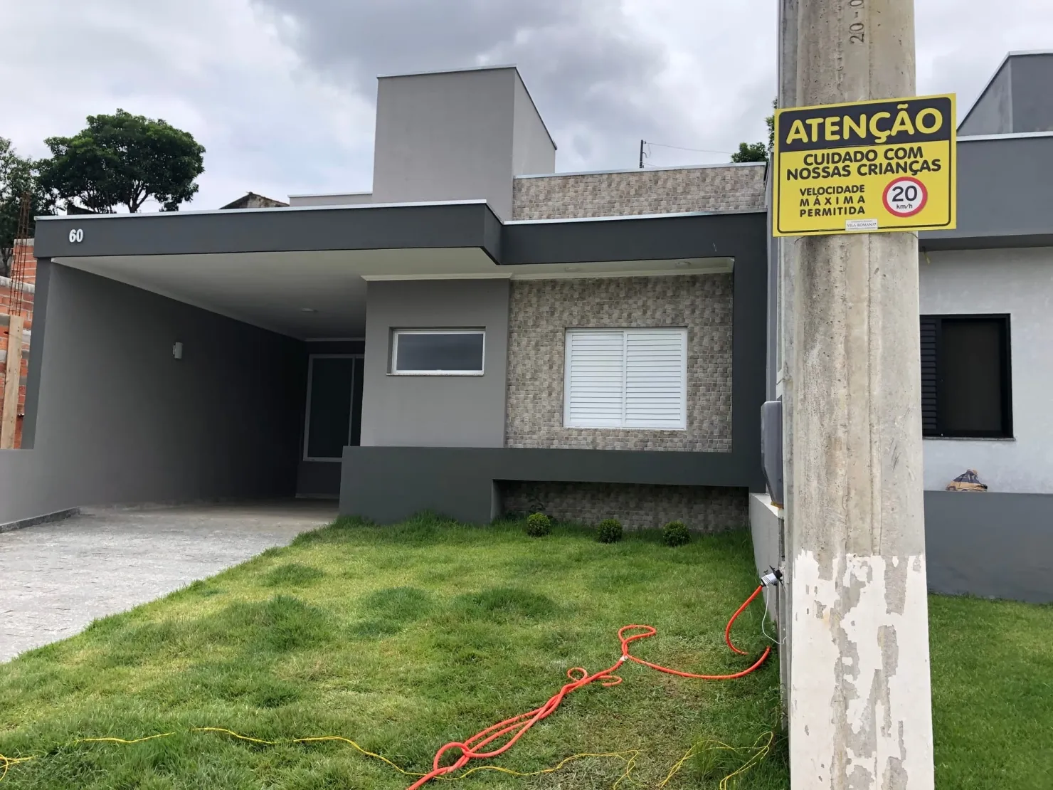 Imagem Casa à venda 3 Quartos, 1 Suite, 3 Vagas, 200M², Vila Prado, Pindamonhangaba - SP | Condomínio Vila Romana