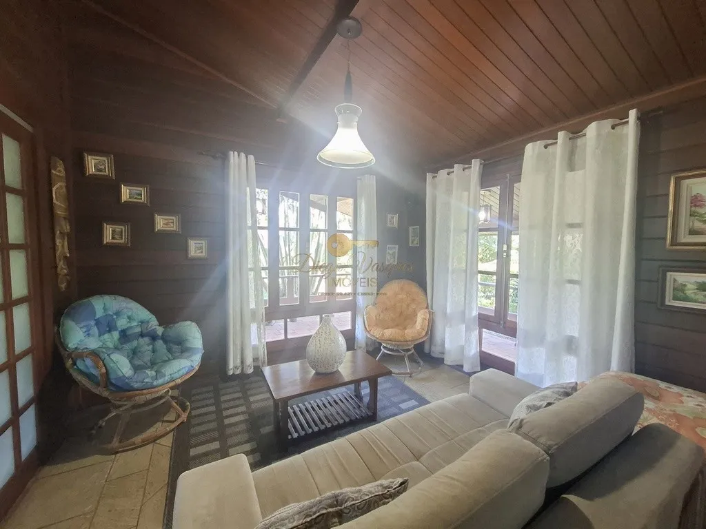 Imagem Casa em Condomínio para Venda em Teresópolis / RJ no bairro Vargem Grande