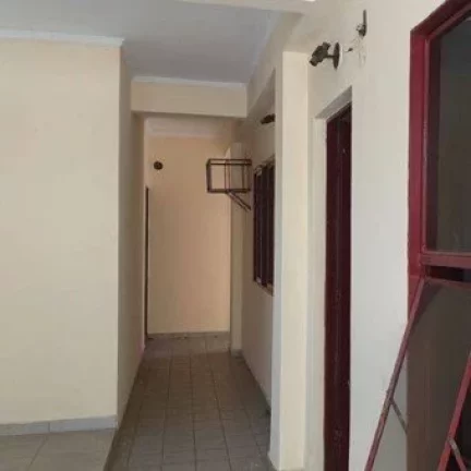 Imagem Sobrado, 03 dormitórios, 02 banheiros + salao uso comercial