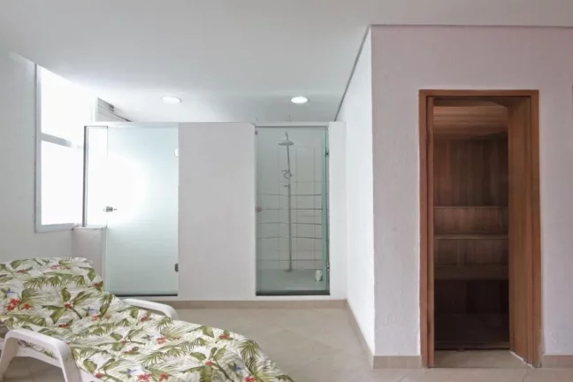 Imagem Flat disponível para venda no Comfort Suites Alphaville, com 30m², 1 dormitório e 1 vaga de garagem