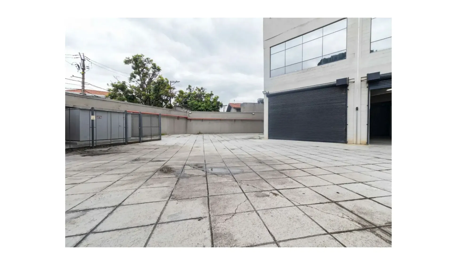 Imagem Galpão para Alugar, 4162 m² em Lapa de Baixo - São Paulo