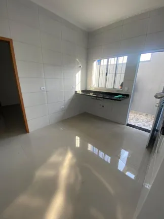 Imagem Casa com 2 Quartos à Venda, 63 m² em Balneário Gaivota - Itanhaém