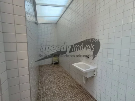 Imagem Casa para venda em Santos, bairro Embaré