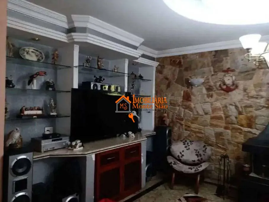 Imagem Sobrado com 3 dormitórios à venda, 260 m² por R$ 1.090.000 - Vila Rosália - Guarulhos/SP