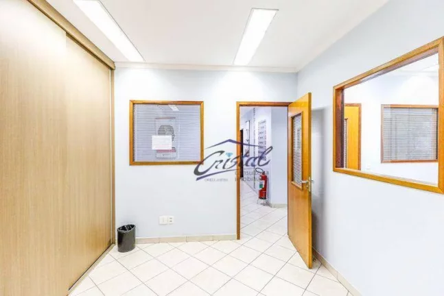 Imagem Sala Comercial e 4 banheiros à Venda, 441 m²