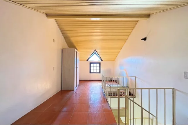 Imagem Casa em Condomínio para venda no bairro Vila Nova em Porto Alegre