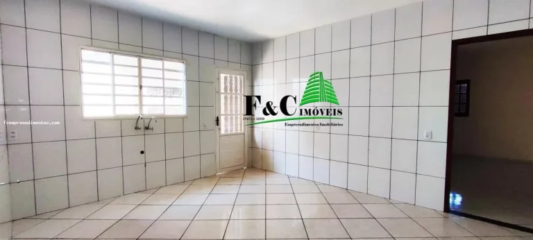 Imagem Casa para Venda em Limeira, Jardim Residencial Regina Bastelli, 2 dormitórios, 1 suíte, 1 banheiro, 2 vagas