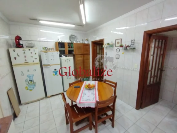 Imagem Apartamento à venda com 3 dormitórios e 1 vaga de garagem no bairro do Embaré em Santos