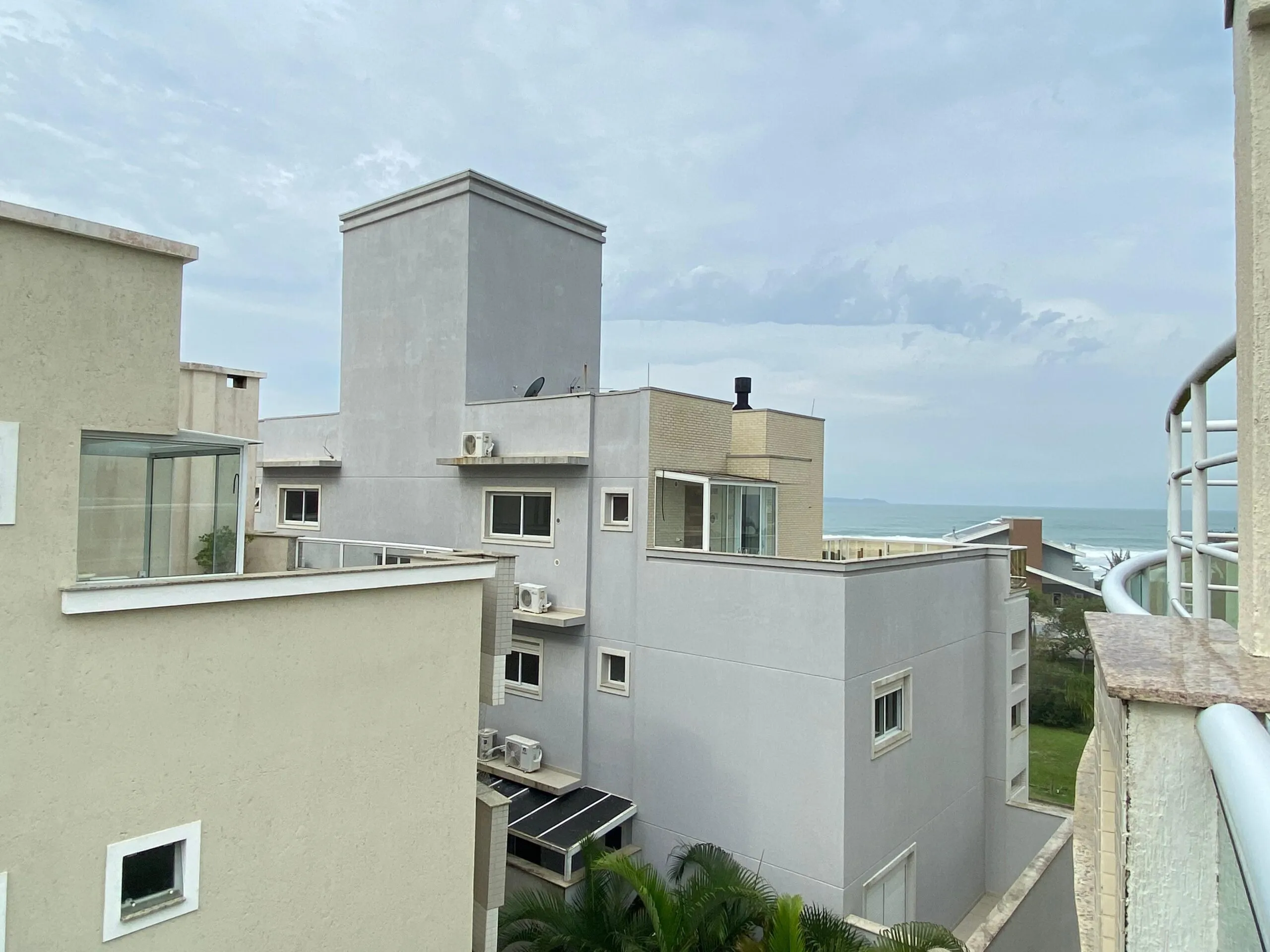 Imagem Apartamento com vista para o mar à venda com 138m2 por R$ 1.800.000,00