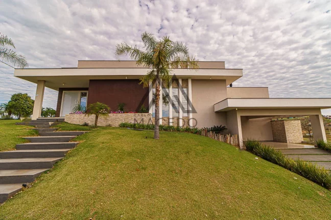 Imagem Maravilhosa casa de campo com 5 dormitórios no Ninho Verde II