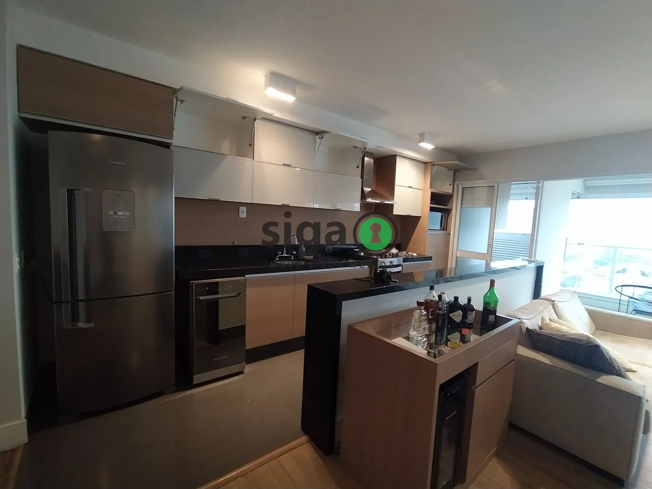 Imagem Apartamento de 100m² mobiliado para locação em Pinheiros - São Paulo/SP