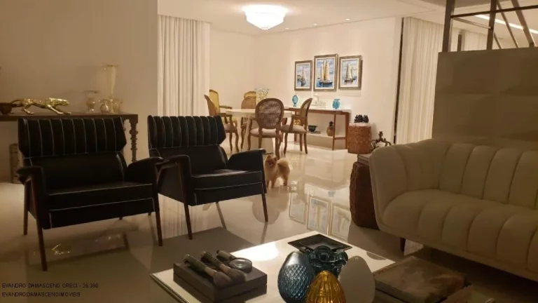Imagem Casa alto padrão a venda em Busca Vida com 4 sites