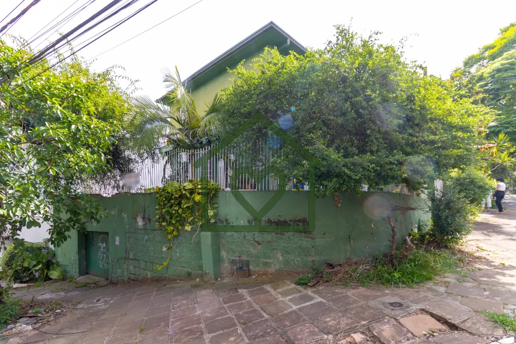 Imagem Para você que busca uma excelente localização para moradia ou montar seu próprio negócio, conhe...
