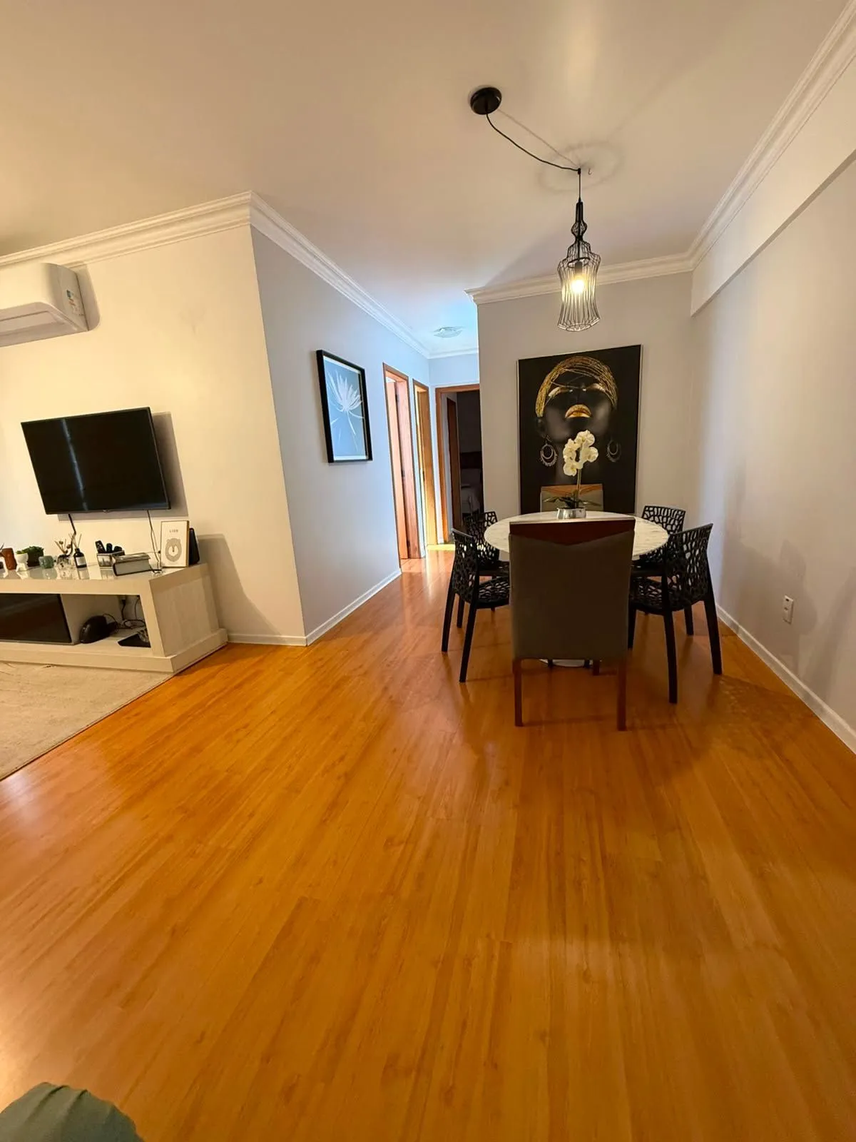 Imagem Apartamento semimobiliado no Moinhos de Vento
