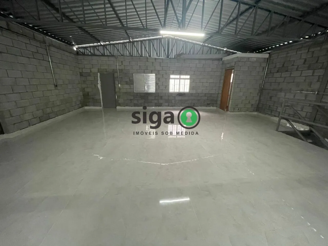 Foto do imóvel Galpão Industrial à Venda - 450 m² - Infraestrutura Completa - Zona ZC - São Paulo