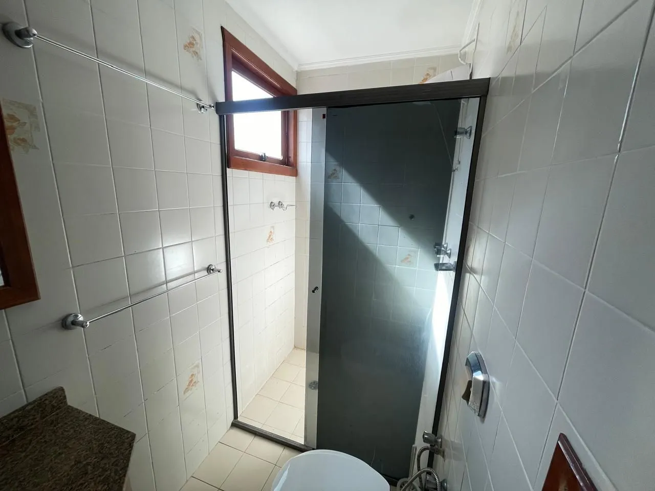 Imagem Apartamento com 02 dormitórios, 01 suíte, 74,53m2 privativos e 02 vagas de garagem cobertas!