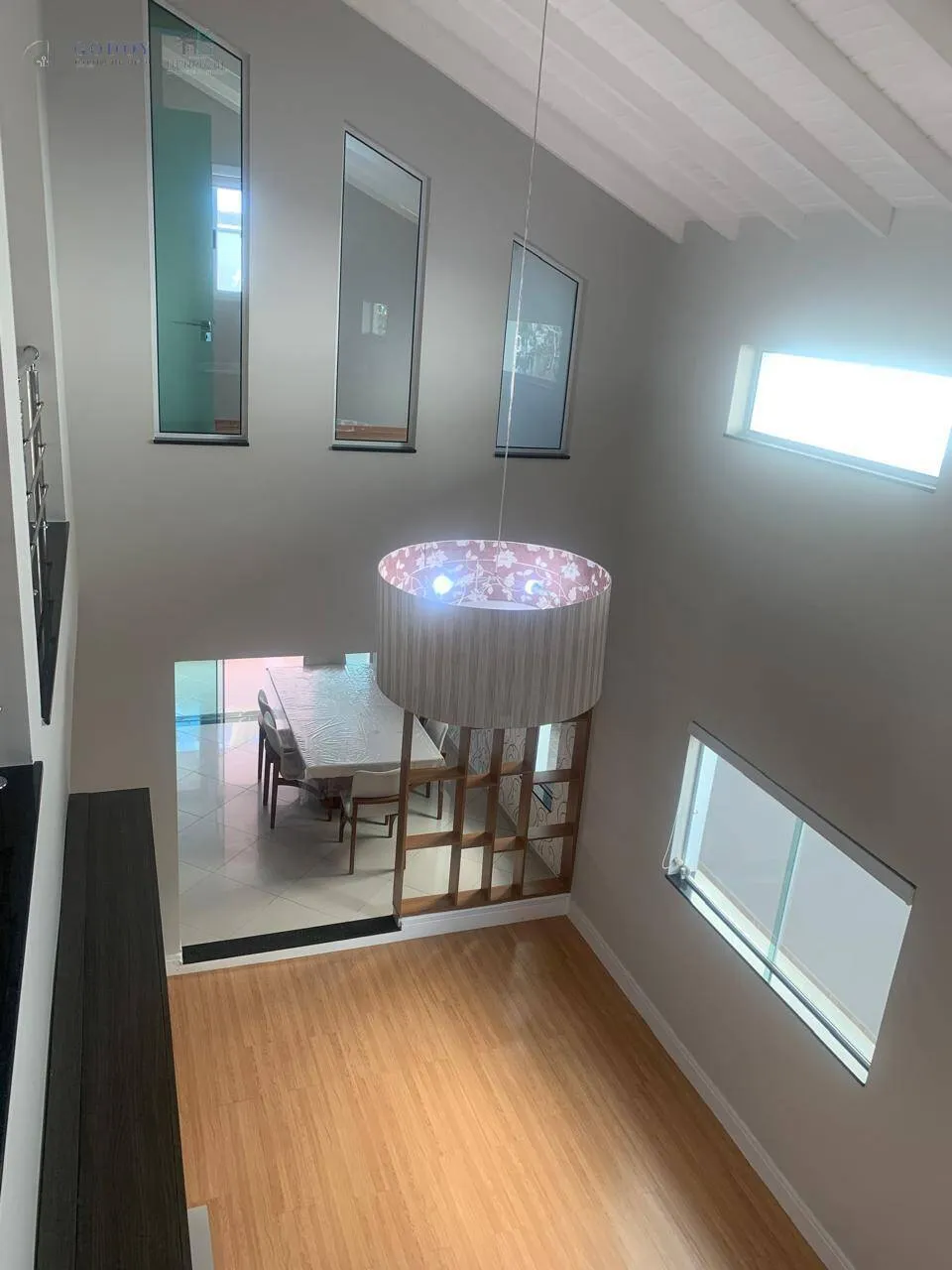 Imagem Conforto e lazer completos: casa com espaço gourmet, jacuzzi e 4 vagas