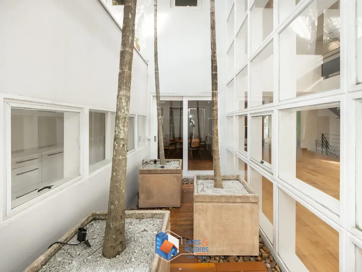 Imagem Casa para venda em Vila Nova Conceição com 4 quartos, sendo 4 suítes, 819m²