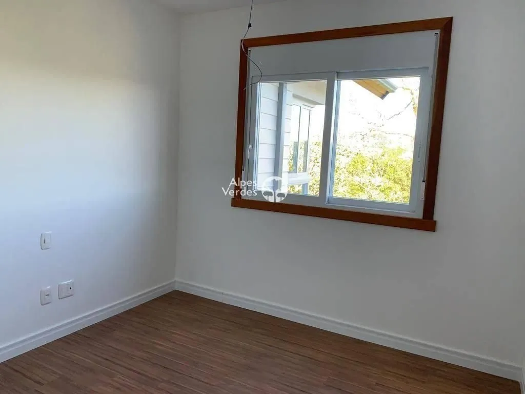 Imagem VENDE-SE APARTAMENTO EM GRAMADO PROXIMO A RUA COBERTA