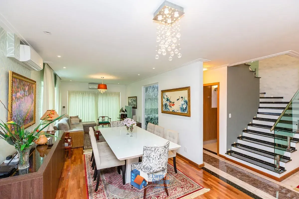 Imagem Casa para venda em Planalto Paulista com 3 quartos, sendo 1 suíte, 320m²