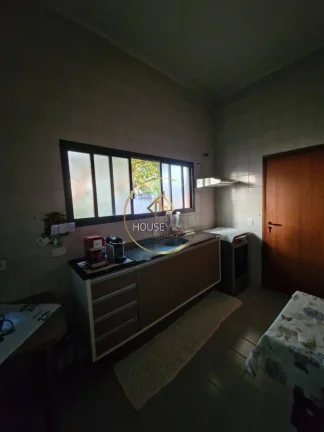 Imagem Casa Condomínio, 3 Dormitórios (1 suíte), 1 Vaga, Bosque dos Eucaliptos Sjc