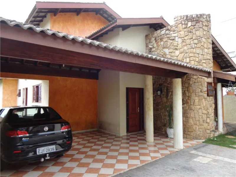 Imagem Imperdível oportunidade: Casa à venda em Valinhos-SP, Jardim Europa, 3 quartos, 1 suíte, 2 salas, 4 banheiros, 2 vagas, 330m².