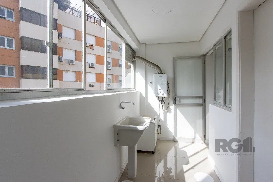Imagem Apartamento com 3 dormitórios na Rua Dr. Barcelos