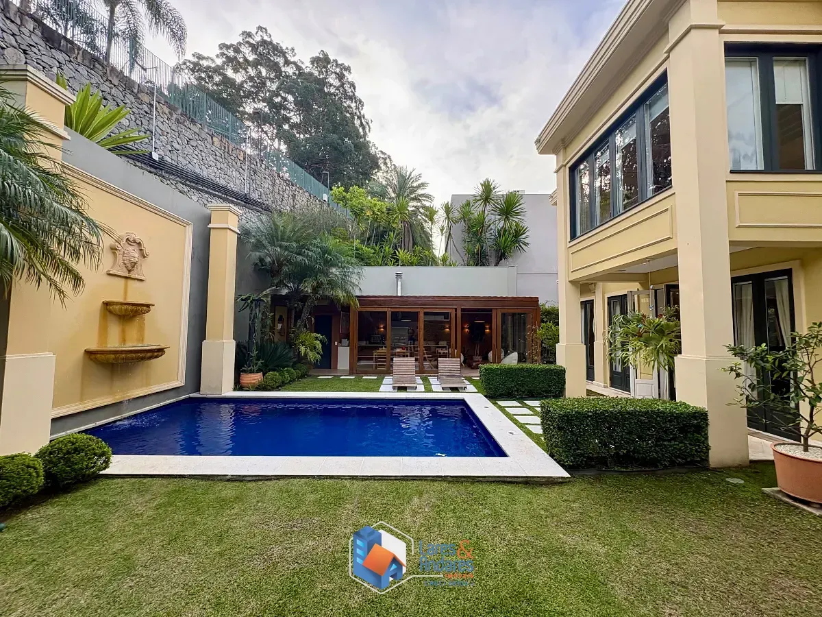Imagem Casa em condomínio para venda em Vila Morumbi com 5 quartos, sendo 4 suítes, 980m²