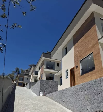 Imagem Excelente casa a venda em Nova Friburgo.