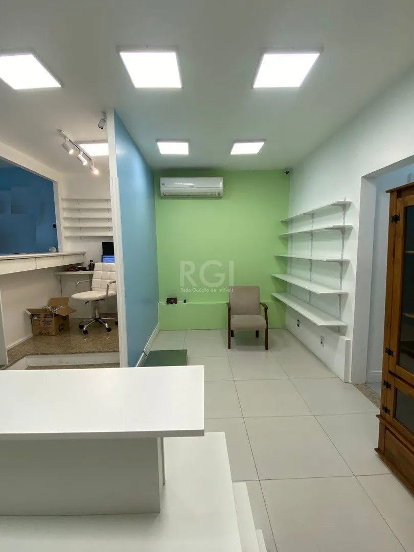 Imagem Loja para Venda - 70.76m², 0 dormitórios, Praia de Belas