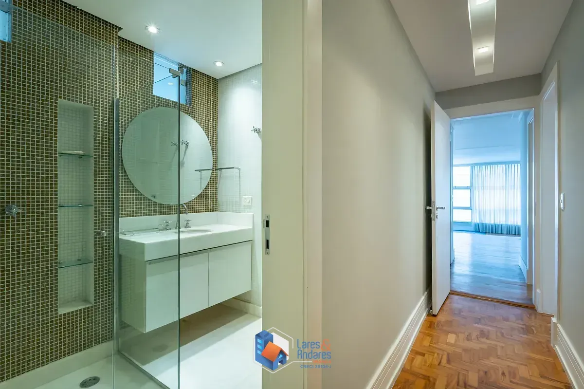Imagem Apartamento para venda e locação em Cerqueira César com 3 quartos, sendo 2 suítes, 241m²