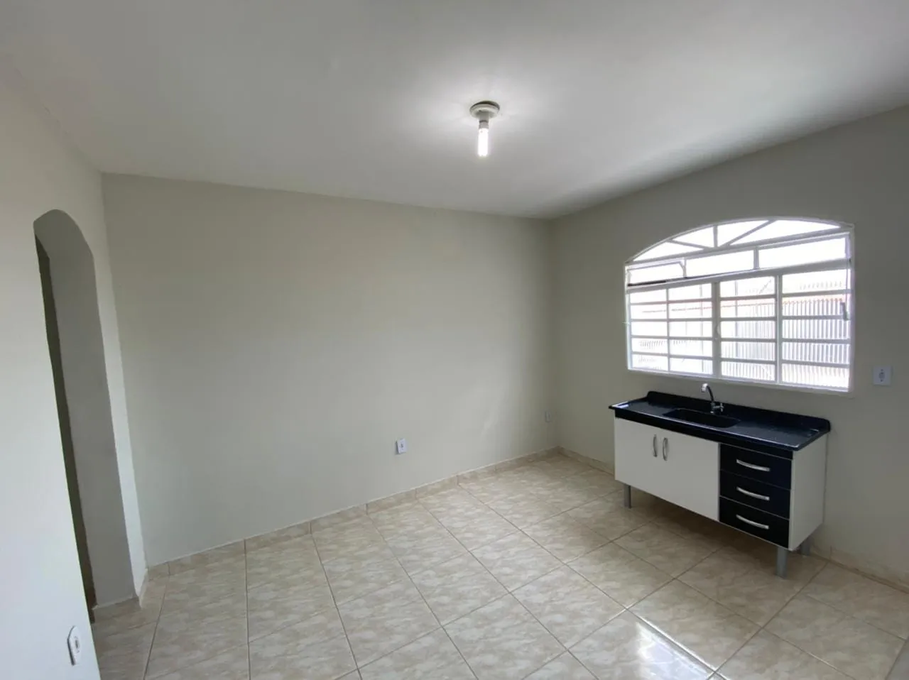 Imagem Casa à venda 2 Quartos, 1 Vaga, 265M², Campos Elíseos, Taubaté - SP