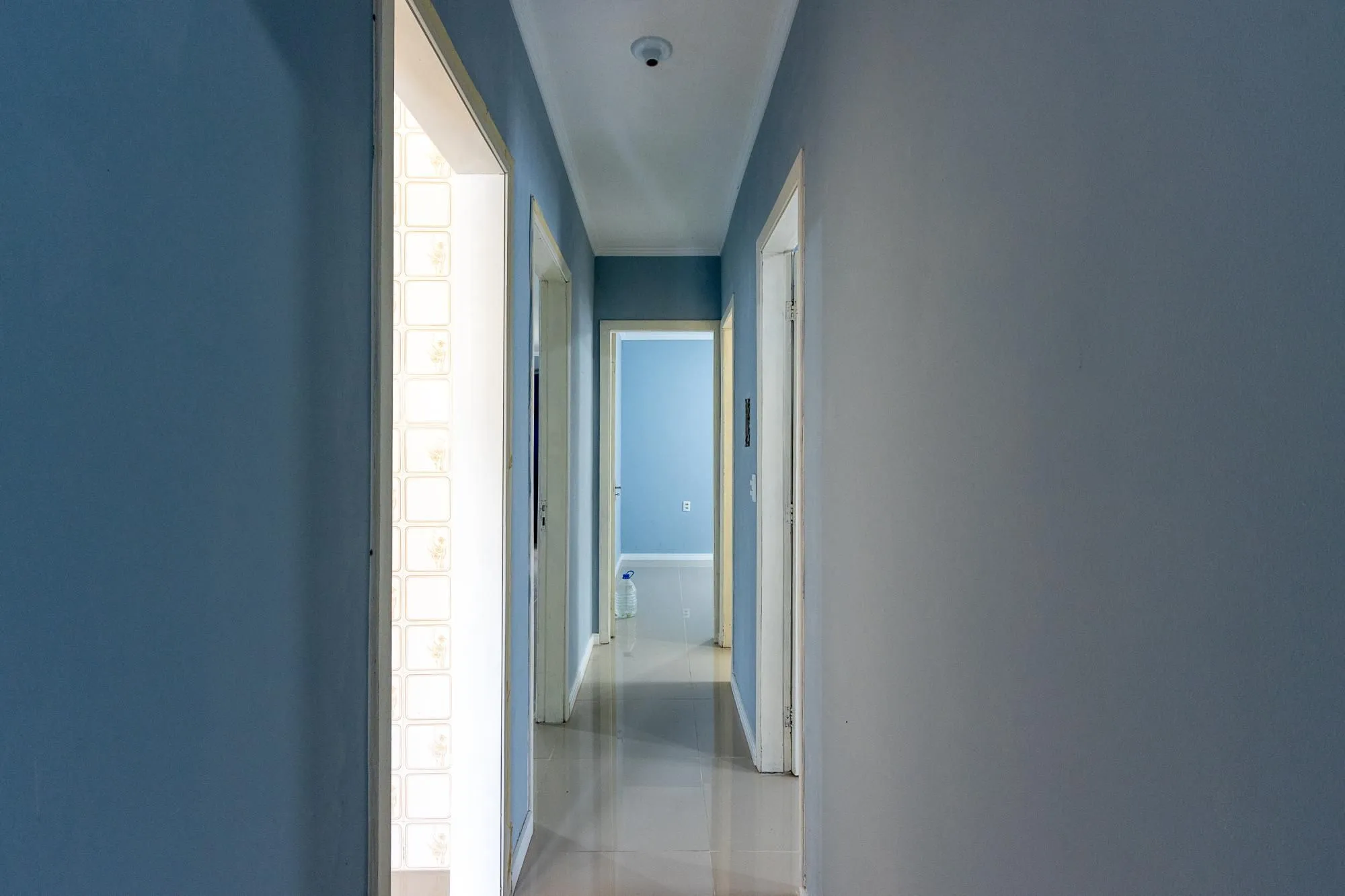 Imagem Terreno com 2 casas, 4 quartos, 1 suite - Bairro Cavalhada