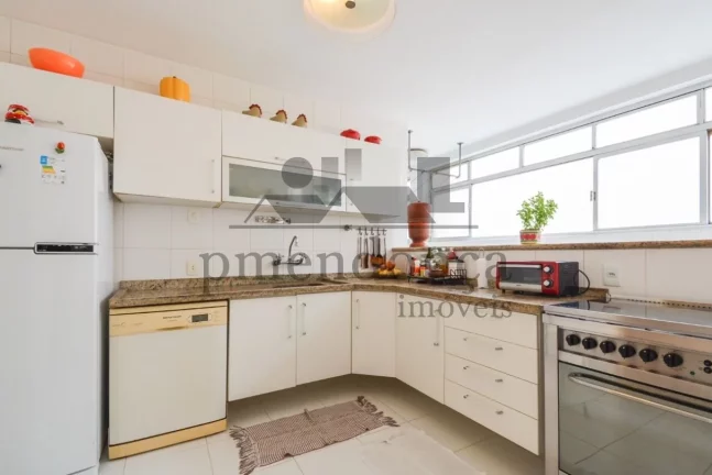 Imagem Apartamento com 142m² na Rua Sabará, 3 quartos (1 suíte) e 1 vaga.
