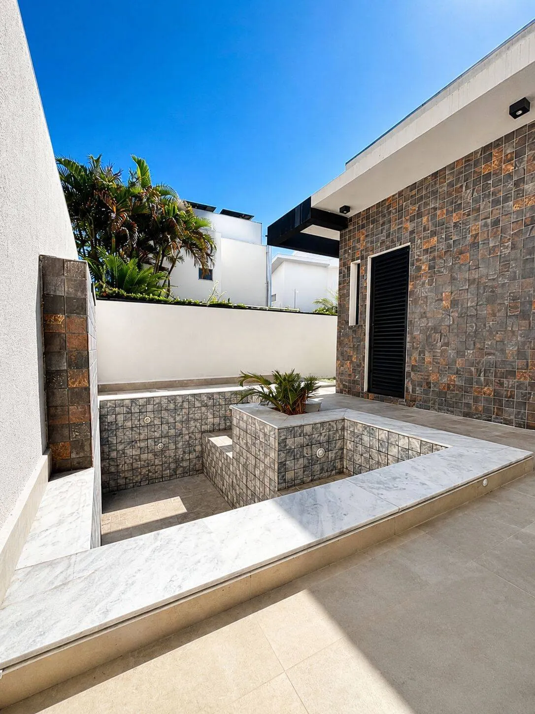 Imagem Casa Térrea 3 Suítes Condomínio Belvedere 1 Bairro Jardim Imperial