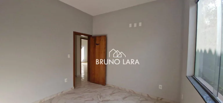 Imagem Casa disponível para venda no bairro Riviera - Betim/MG