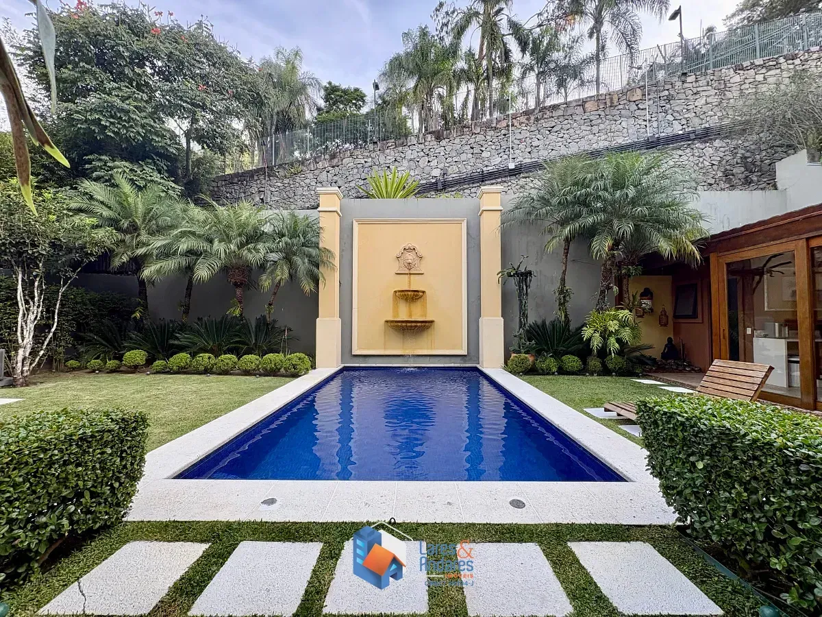 Imagem Casa em condomínio para venda em Vila Morumbi com 5 quartos, sendo 4 suítes, 980m²