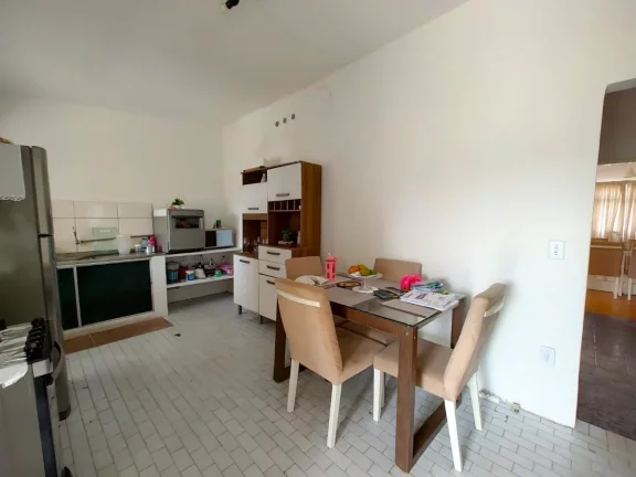 Imagem Casa para Venda em Recife, Jardim São Paulo, 3 dormitórios, 1 suíte, 1 banheiro, 3 vagas