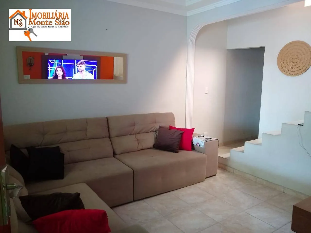 Imagem Sobrado com 3 dormitórios à venda, 168 m² por R$ 585.000,00 - Jardim Adriana - Guarulhos/SP