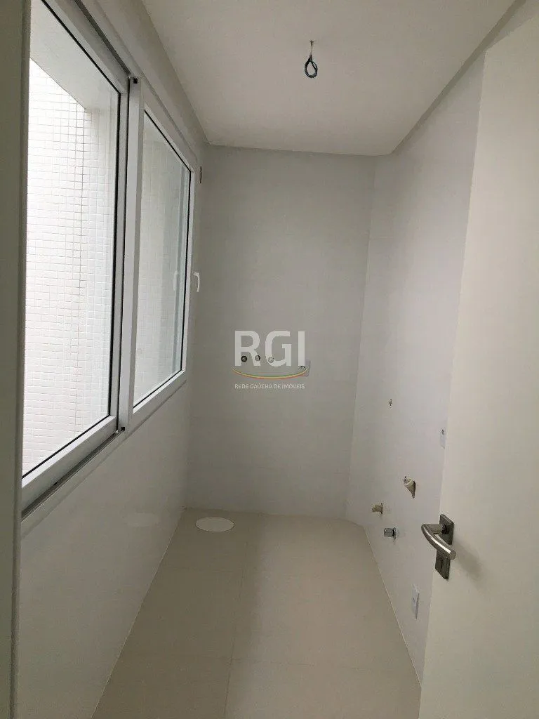 Imagem Apartamento para Venda - 83.37m², 3 dormitórios, sendo 2 suites, 2 vagas - Centro